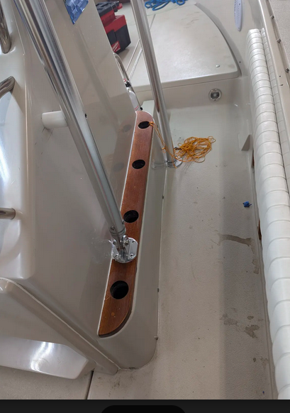 Sea Ray T-Top image 1