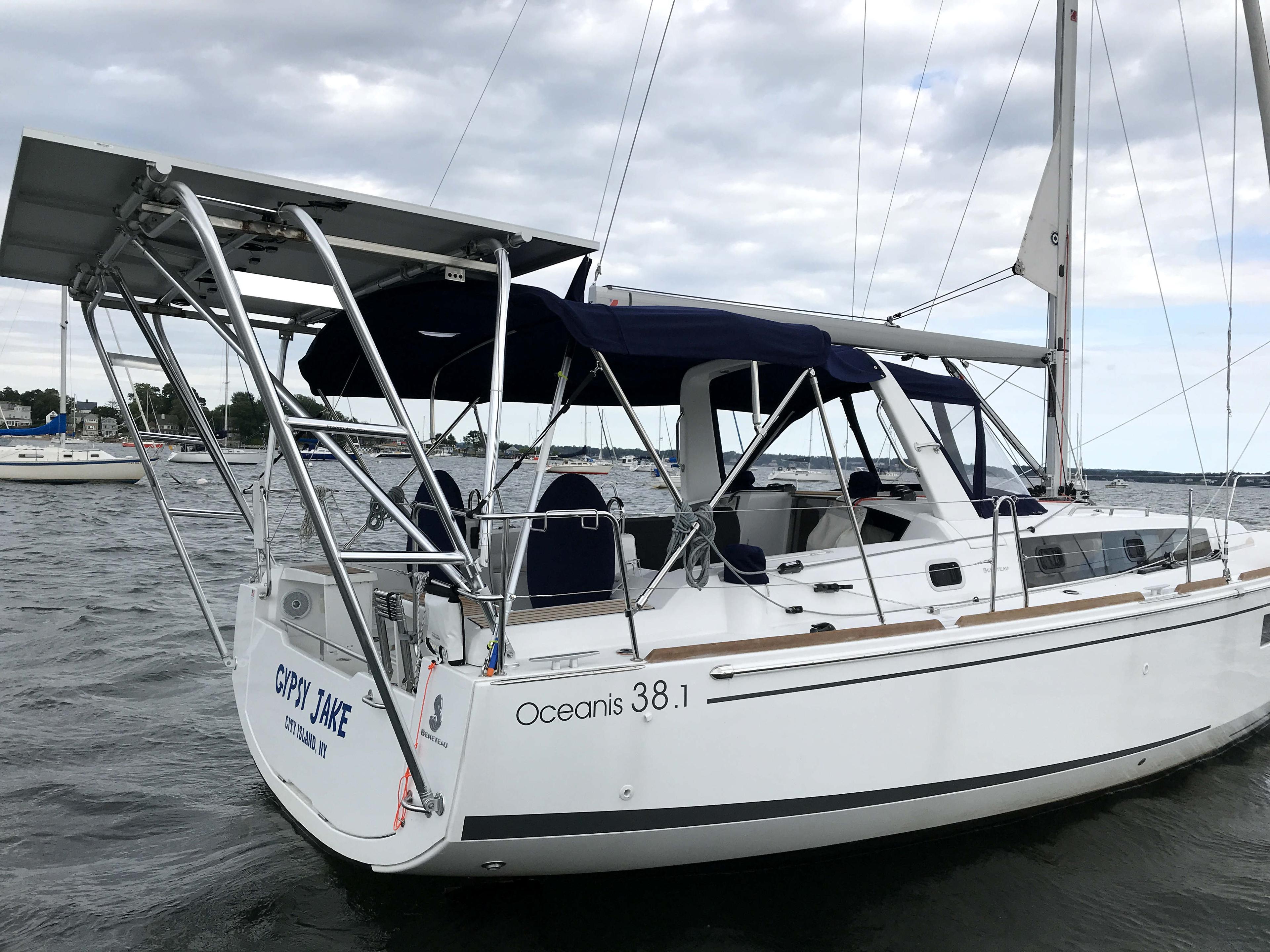 Beneteau Arch 2020 image 1