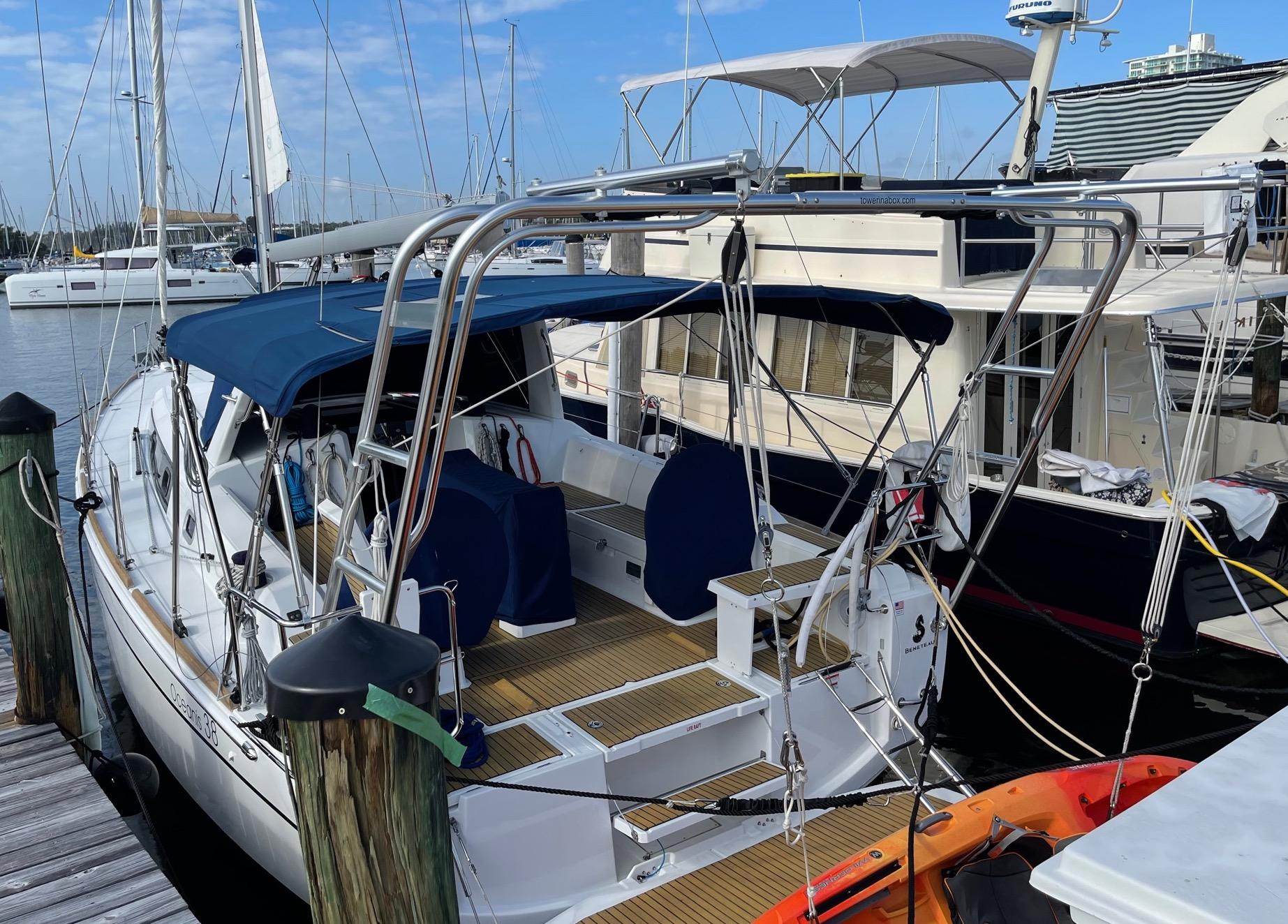 Beneteau Arch 2014 image 1