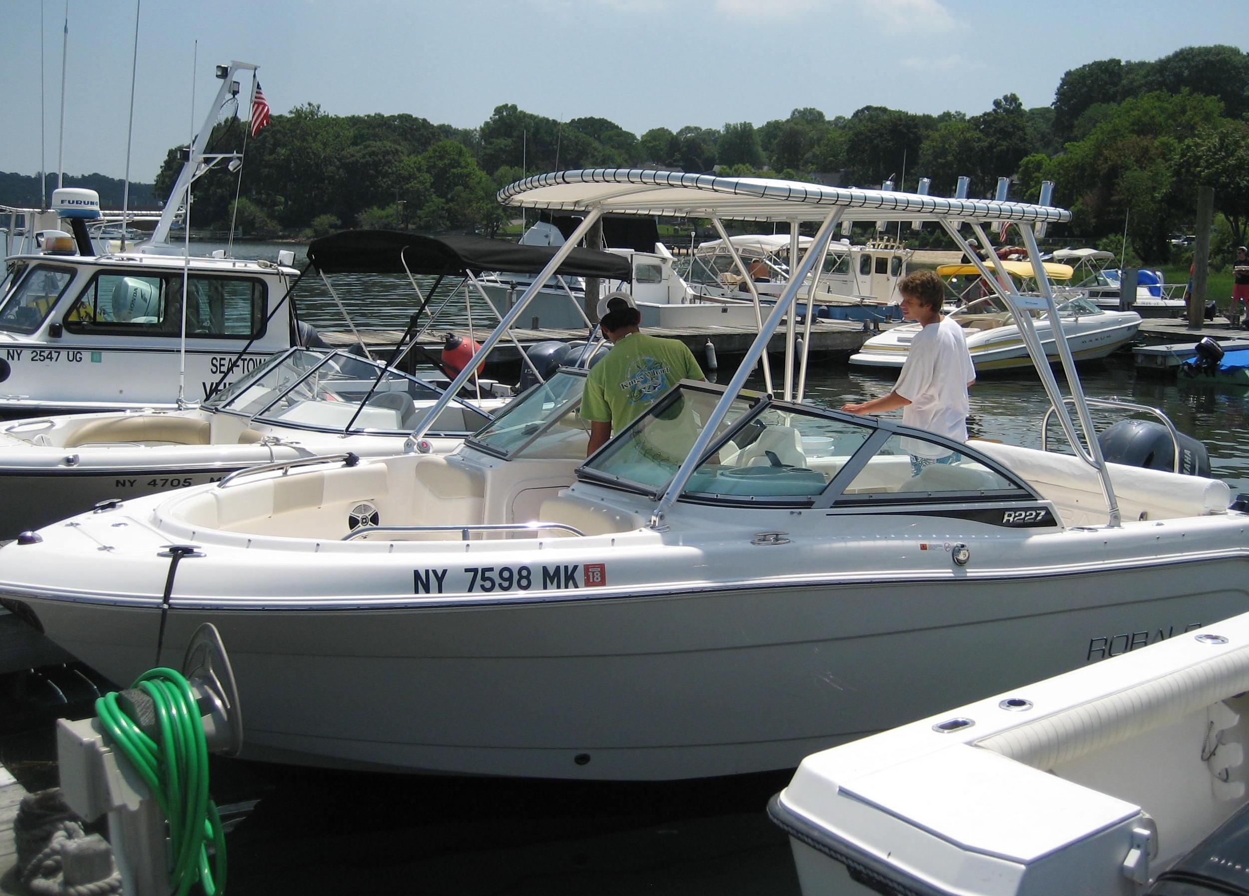 Robalo Top 2014 image 1