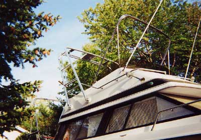 Bayliner Saratoga Flybridge Arch 1979 image 1