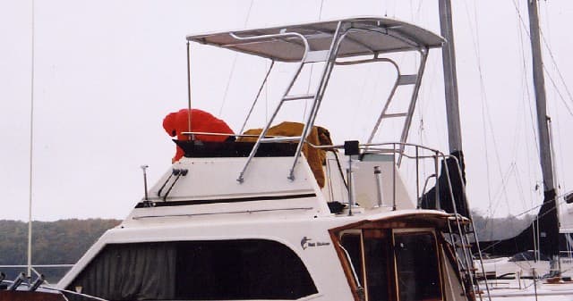 Egg Harbor 33 Convertible Top 1982 image 1