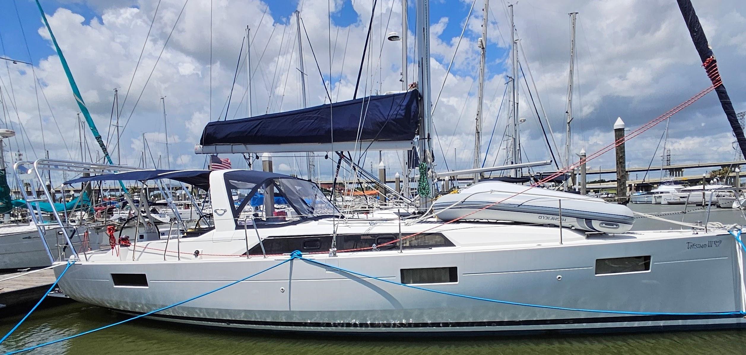Beneteau Arch image 1