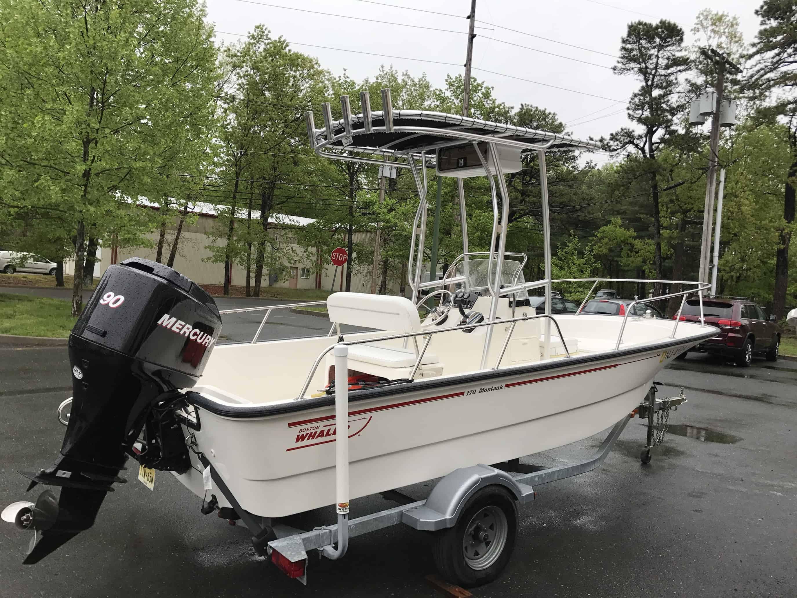 Boston Whaler T-Top 2006 image 1