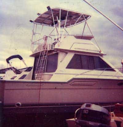 Tiara 3600 Convertible Top 1987 image 1