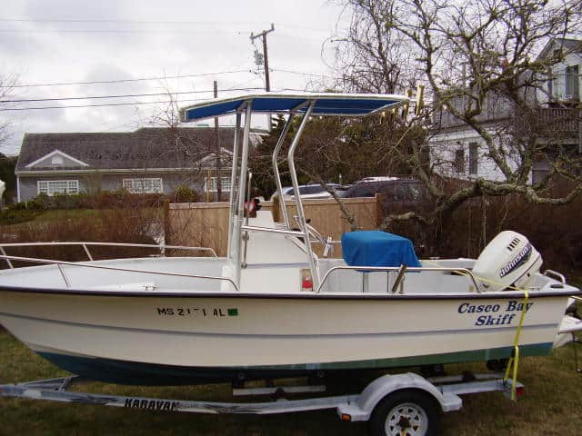 Casco Bay 18 Center Console T-Top 2001 image 1