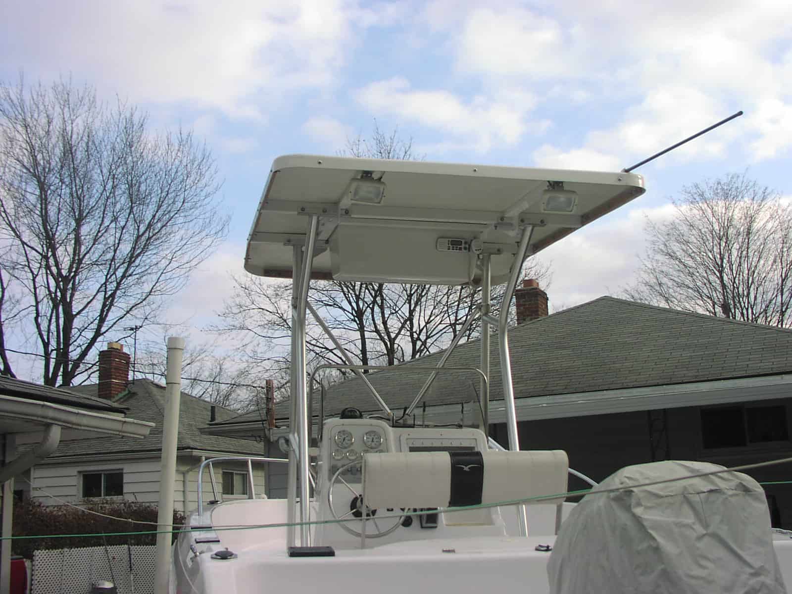 Pro Line 20 T-Top 2000 image 1