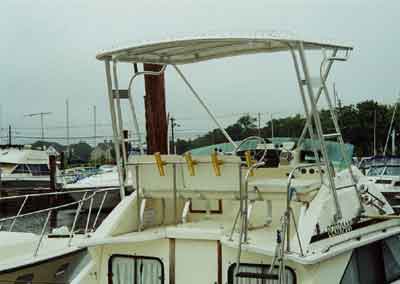 Bertram 28 Flybridge Cruiser Top 1971 image 1