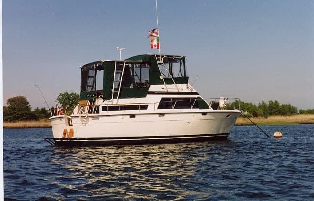 Trojan 36 Tri-Cabin Trawler Top 1977 image 1