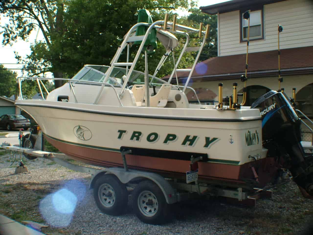 Trophy 2002 Arch 1998 image 1