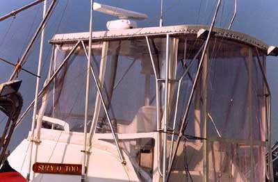 Hattaras 36 Convertible Top 1969 image 1