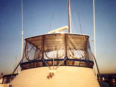 Silverton 40 Convertible Top 1985 image 1