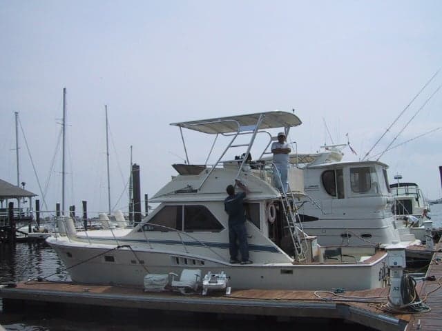 Chris Craft 36 Commander Top 1986 image 1