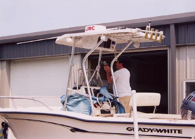 Grady White T-Top 2001 image 1