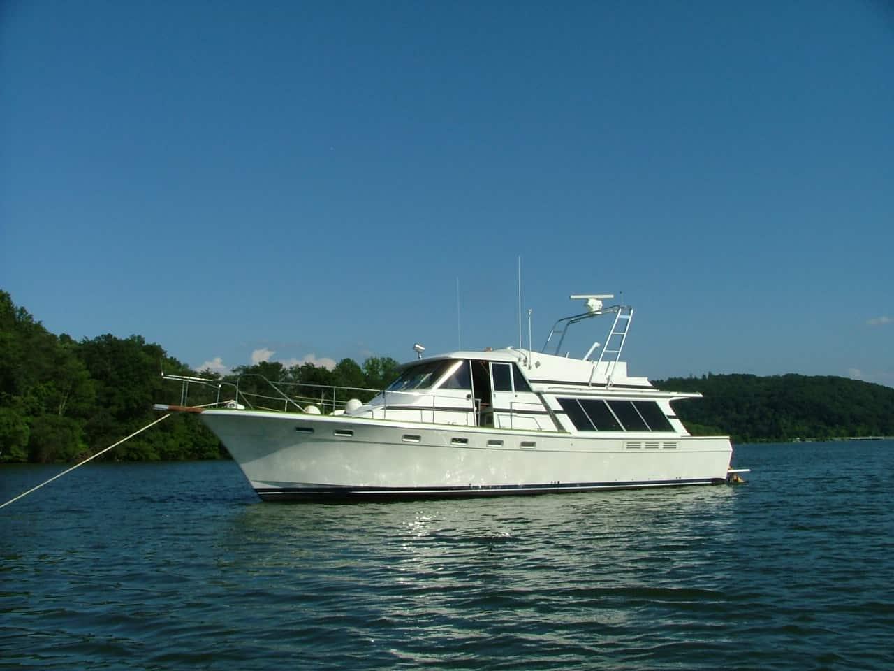 Bayliner 4550/4588 Pilothouse MY Arch 1984 image 1