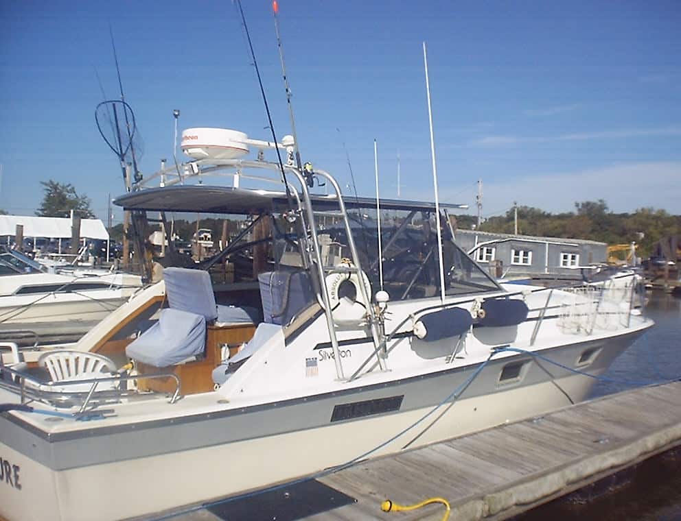 Silverton 31 Gulfstream Top 1979 image 1