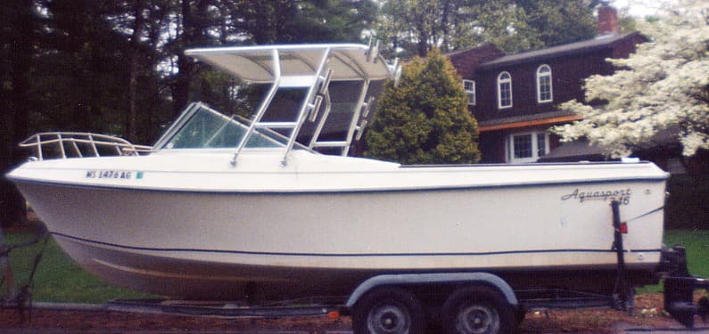 Aquasport 246 Cuddy Top 1980 image 1