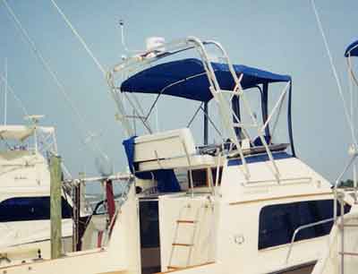 Pacemaker 30 Sportfisherman Arch 1973 image 1