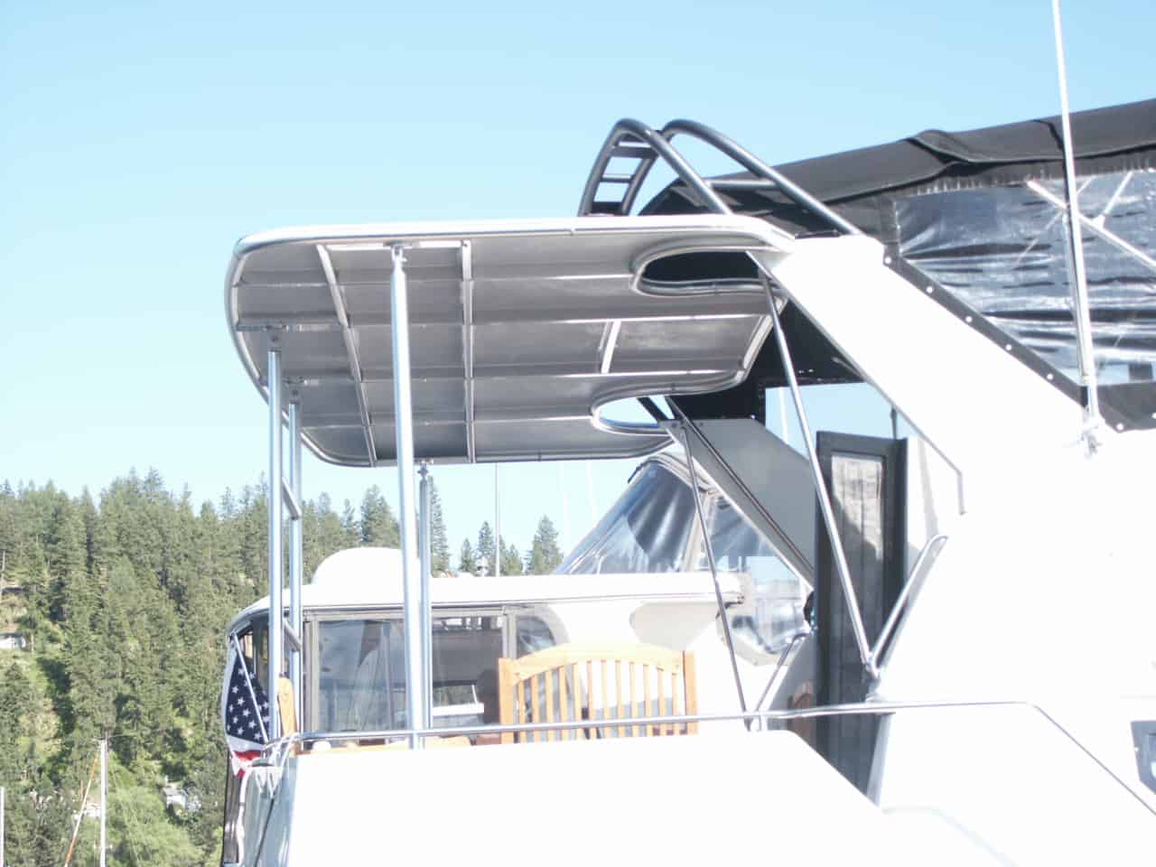 Carver Aft Cabin Aft Deck Top 1992 image 1