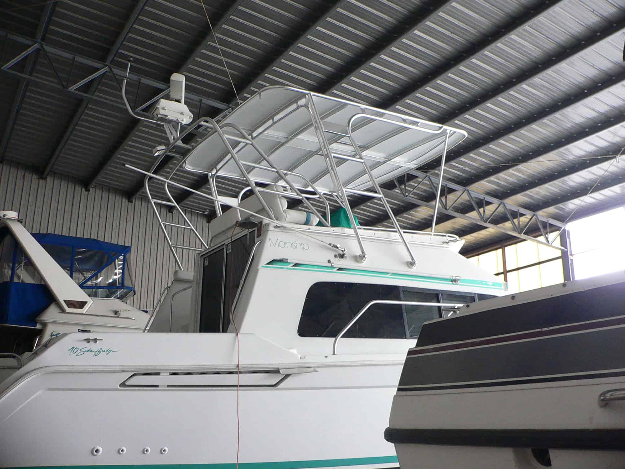 Mainship 40 Sedan Bridge Top 1993 image 1