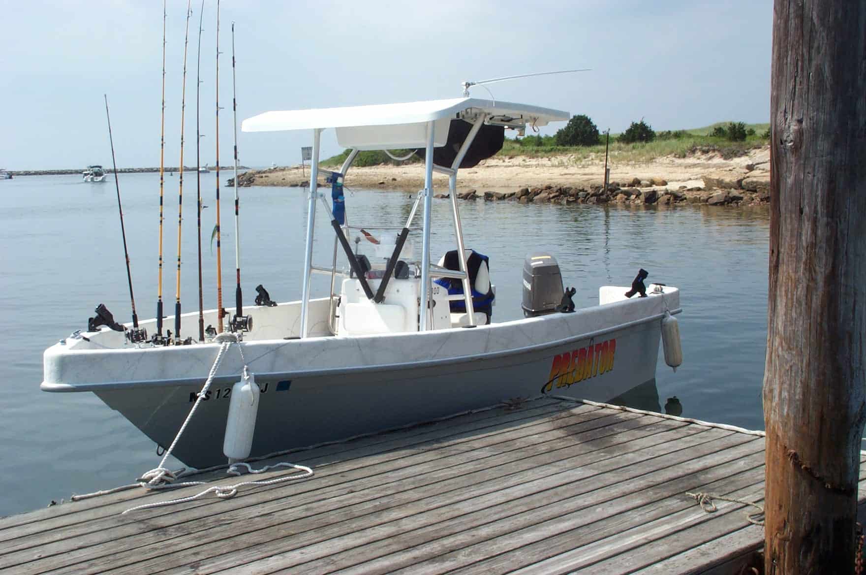 R Marine 205 Console T-Top 2002 image 1