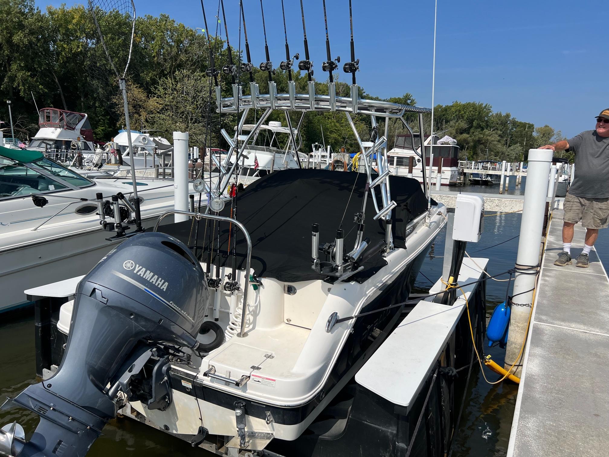 Robalo Dual Console Top 2017 image 1