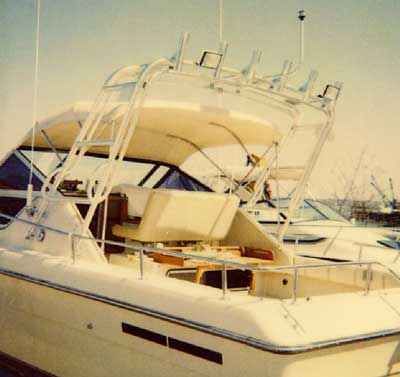 Tiara 2700 Continental Arch 1982 image 1