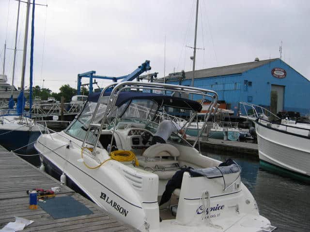 Larson 274 Cabrio Arch 2002 image 1