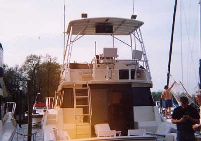 Silverton 37 Convertible Top 1990 image 1