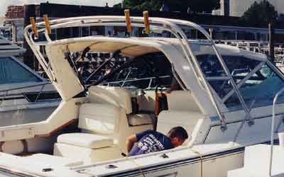 Tiara 3100 Open Arch 1979 image 1