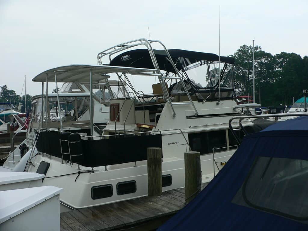Carver 36 Aft Cabin Aft Deck Top 1982 image 1