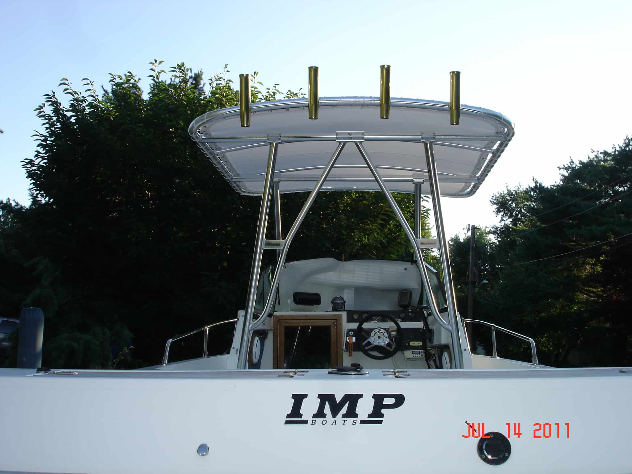 IMP 23 Sportsman Top image 1