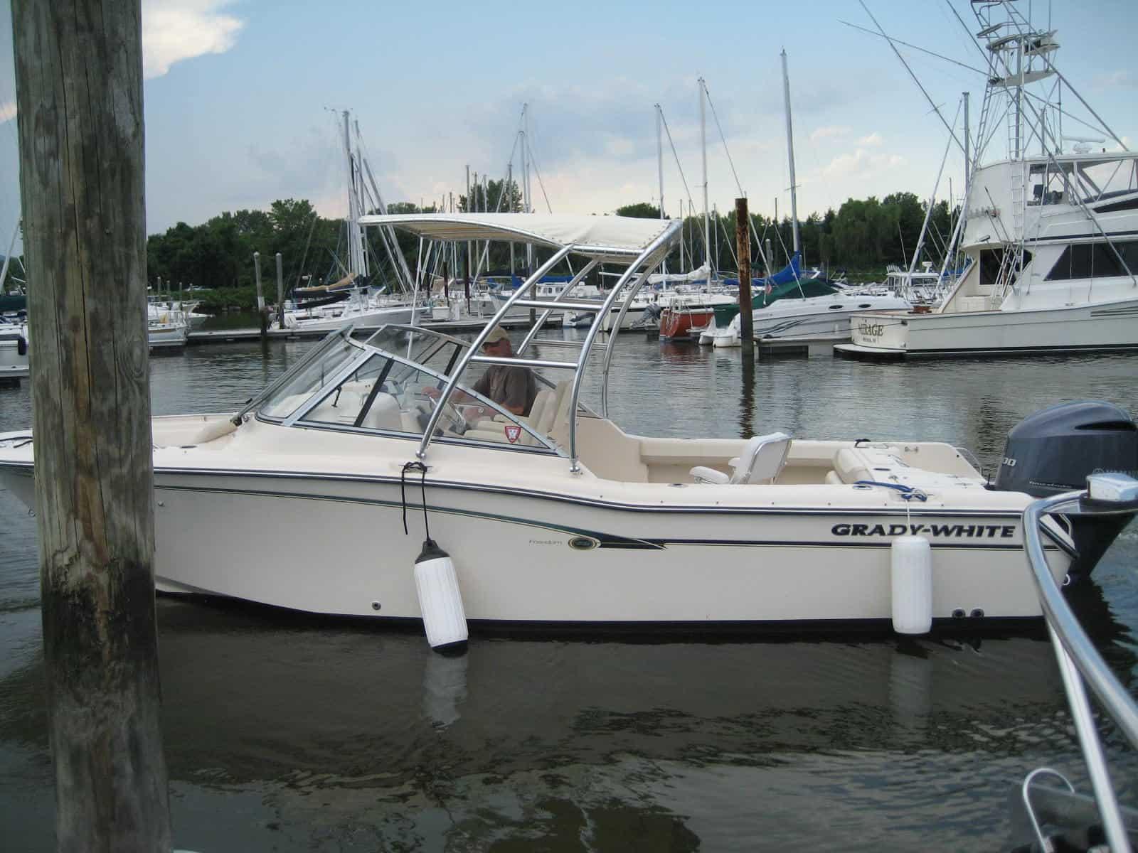 Grady White 255 Freedom Top 2011 image 1