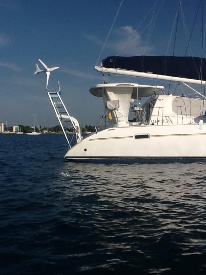 Leopard 40 Catamaran Arch 2007 image 1