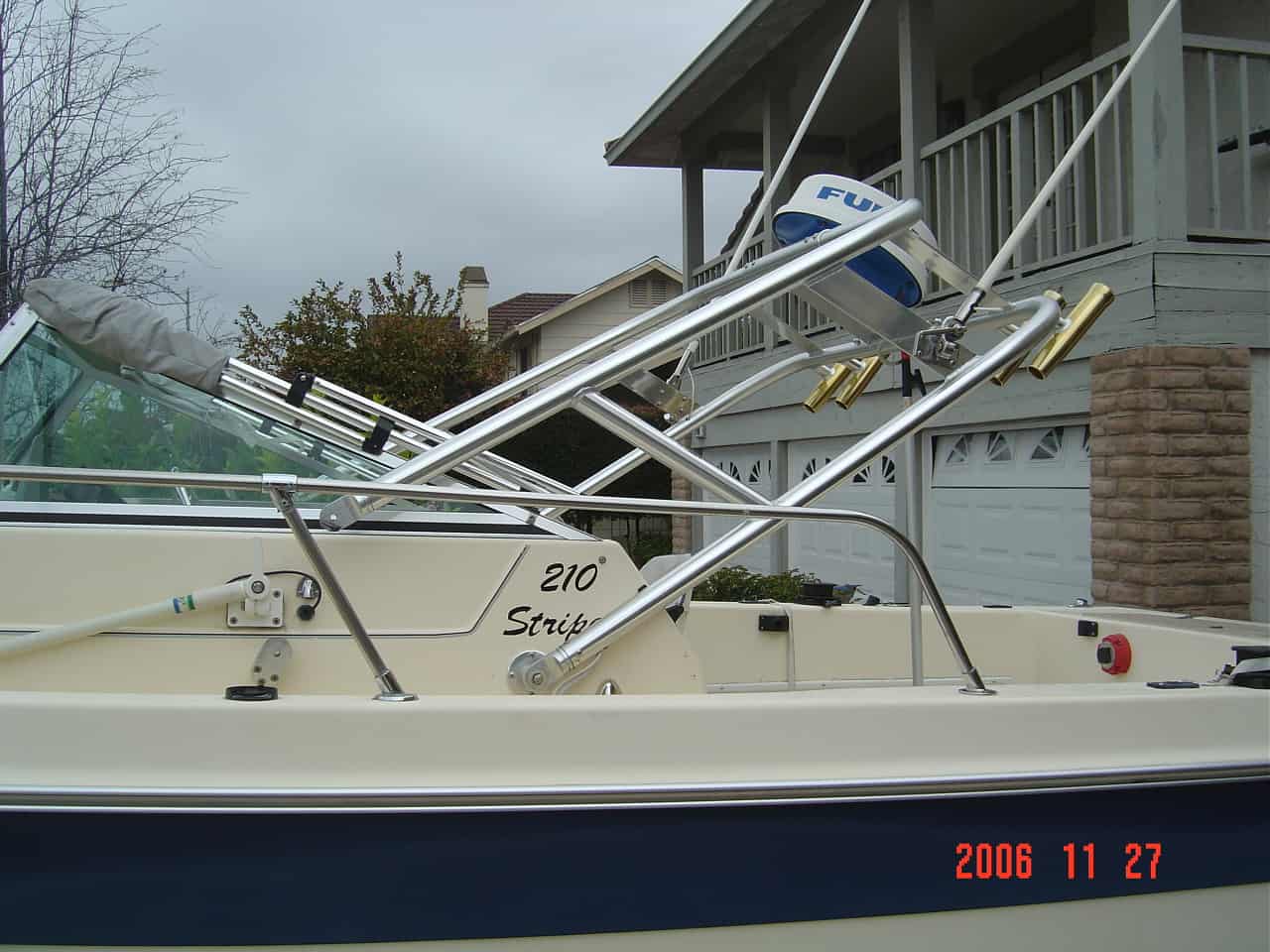Seaswirl 210 Striper Arch image 1