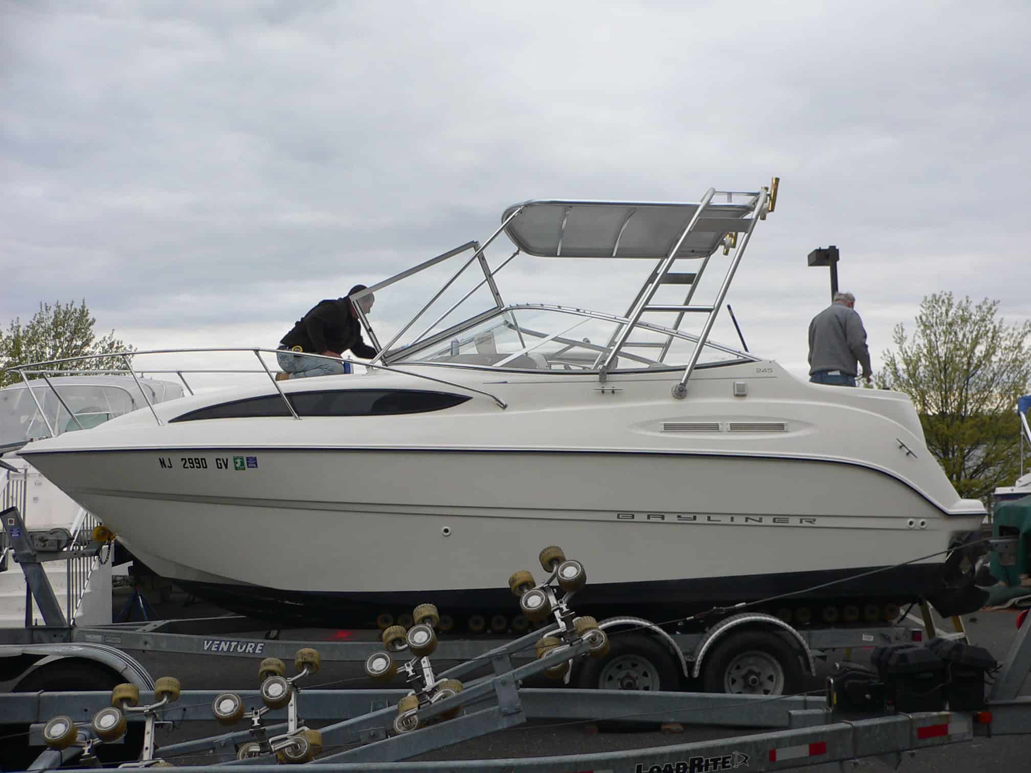Bayliner 245 Top 2000 image 1