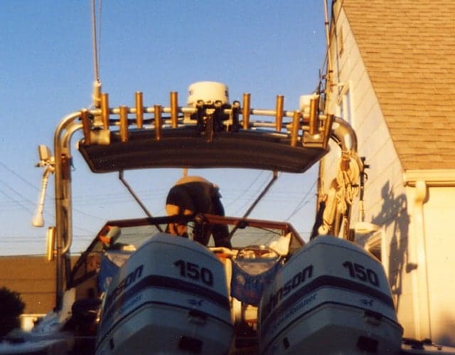 Mako 258 Walkaround Top 1982 image 1