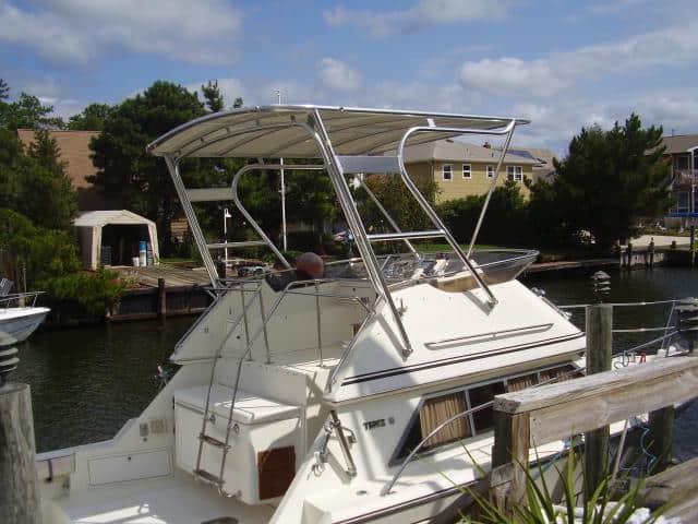 Tiara 3300 Flybridge Top 1986 image 1