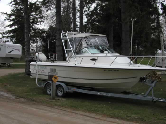 Boat image 1