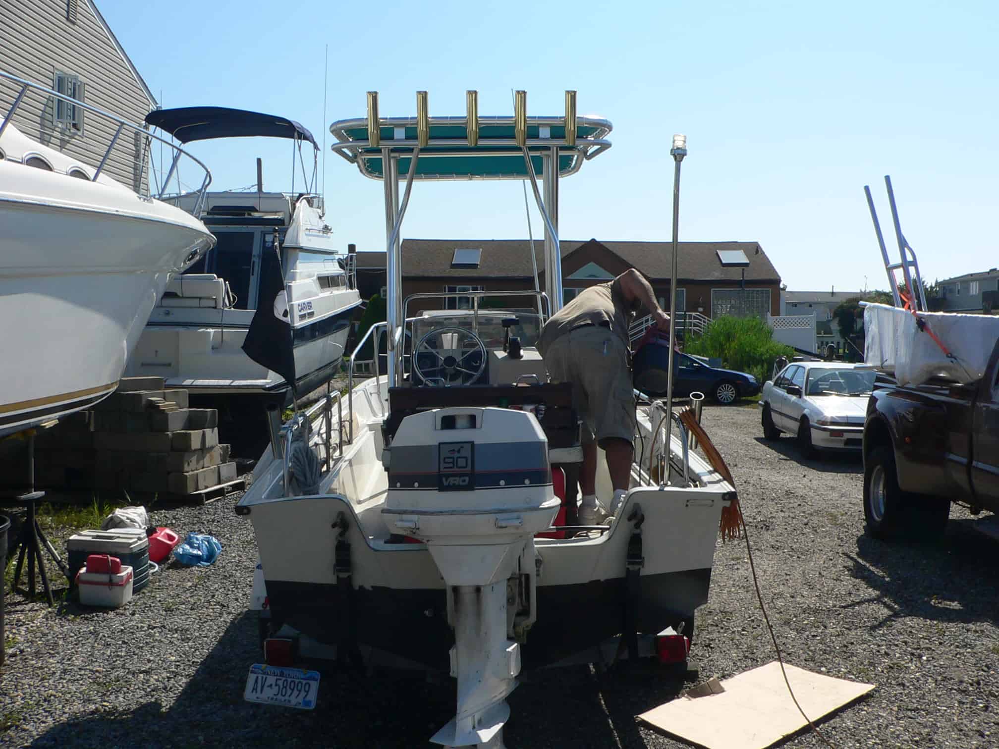 Boston Whaler 17 T-Top 2008 image 1