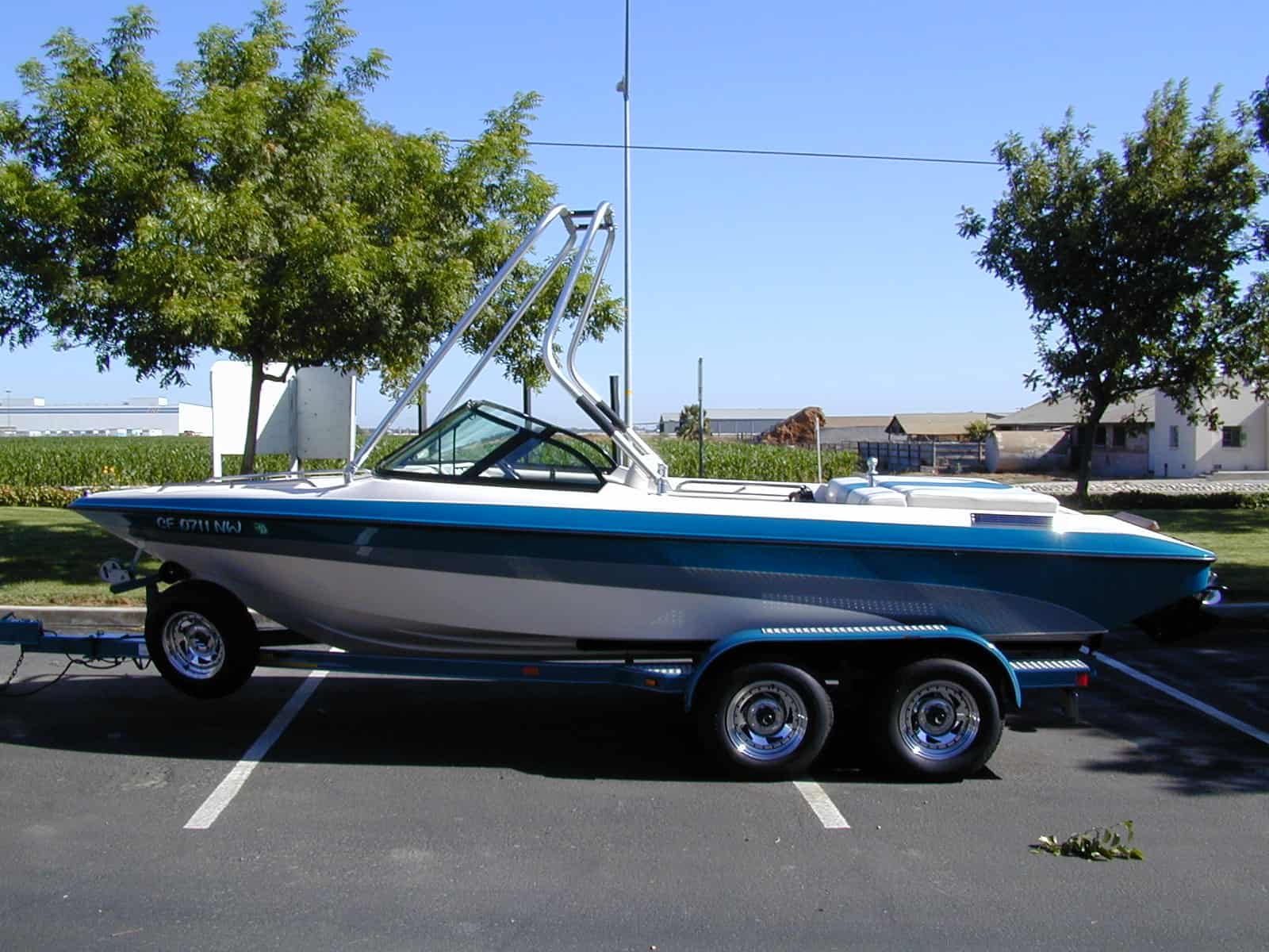 Blue Water Boats Mirage 1996 image 1