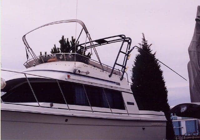 Carver 28 Mariner Arch 1983 image 1