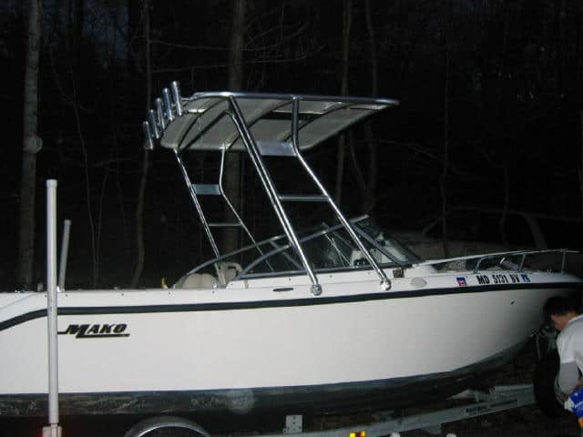 Mako 195 Dual Console Top image 1