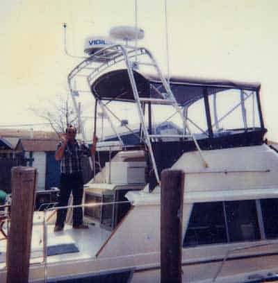 Silverton 40 Aft Cabin Arch 1982 image 1