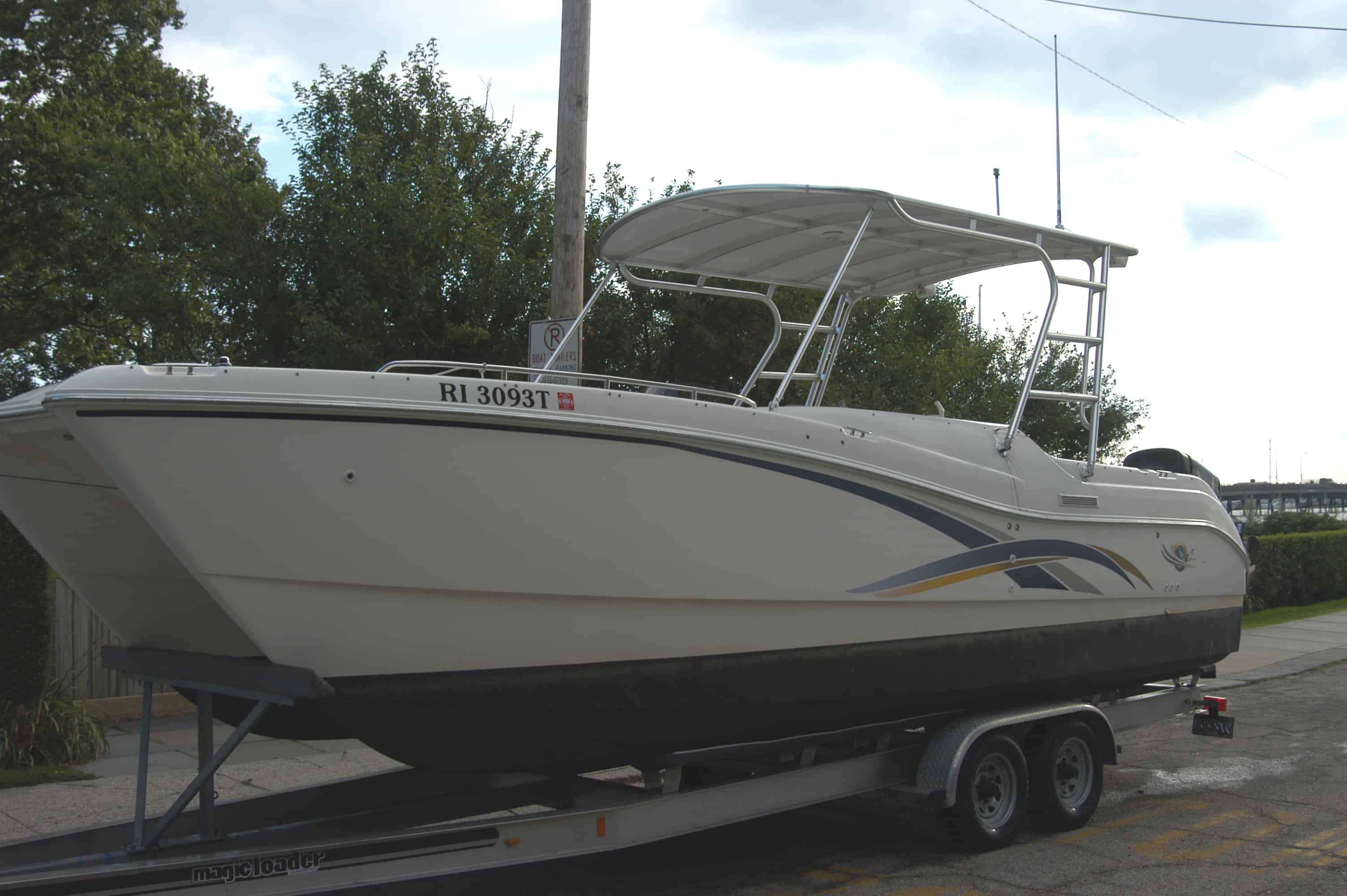 World Cat 266 LC Ofshore Top 2000 image 1
