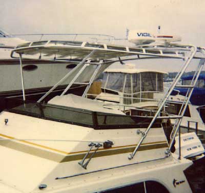 Egg Harbor 37 Convertible Top 1985 image 1