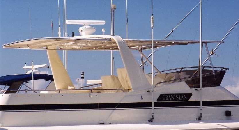 Hattaras 63 Motoryacht Top 1986 image 1
