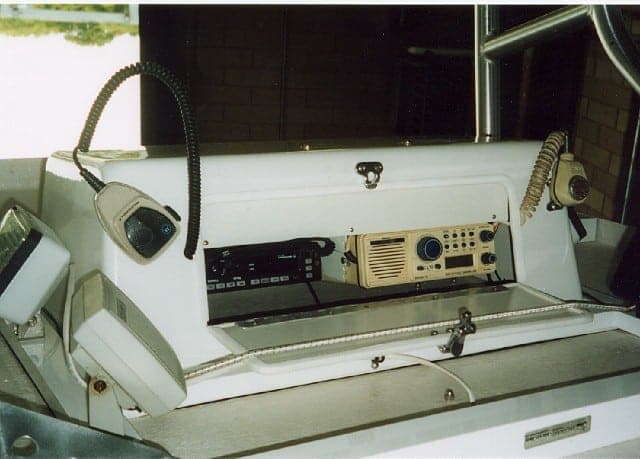 Boston Whaler 22 Outrage T-Top 1981 image 1