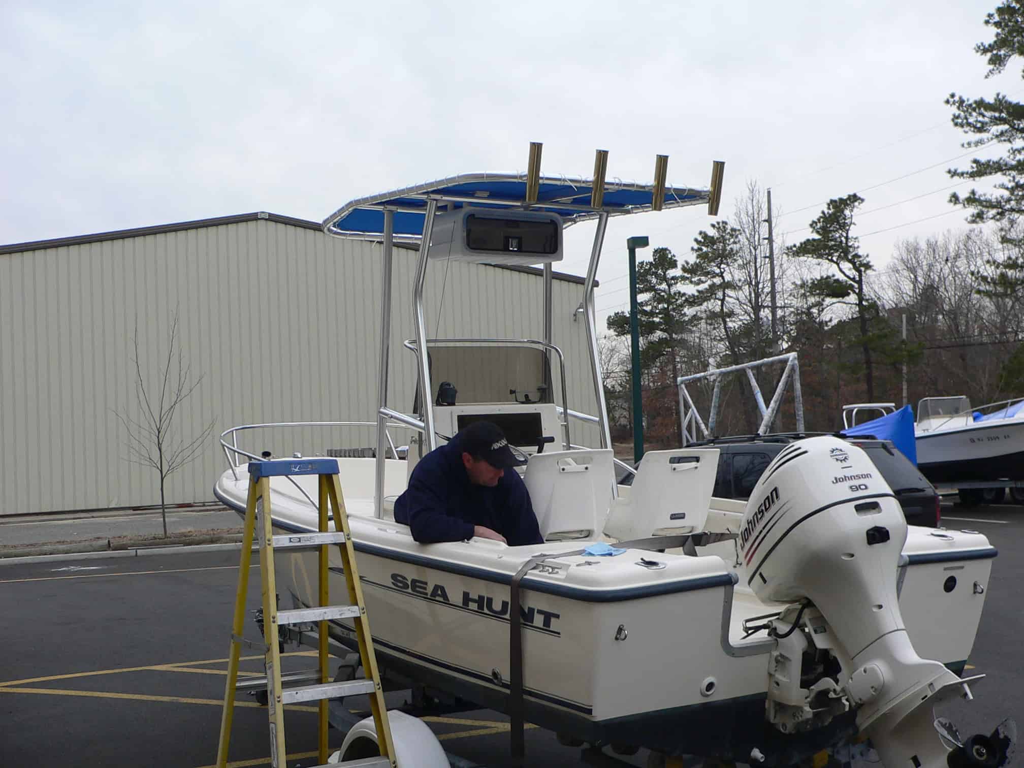 Sea Hunt 175 T-Top 2003 image 1