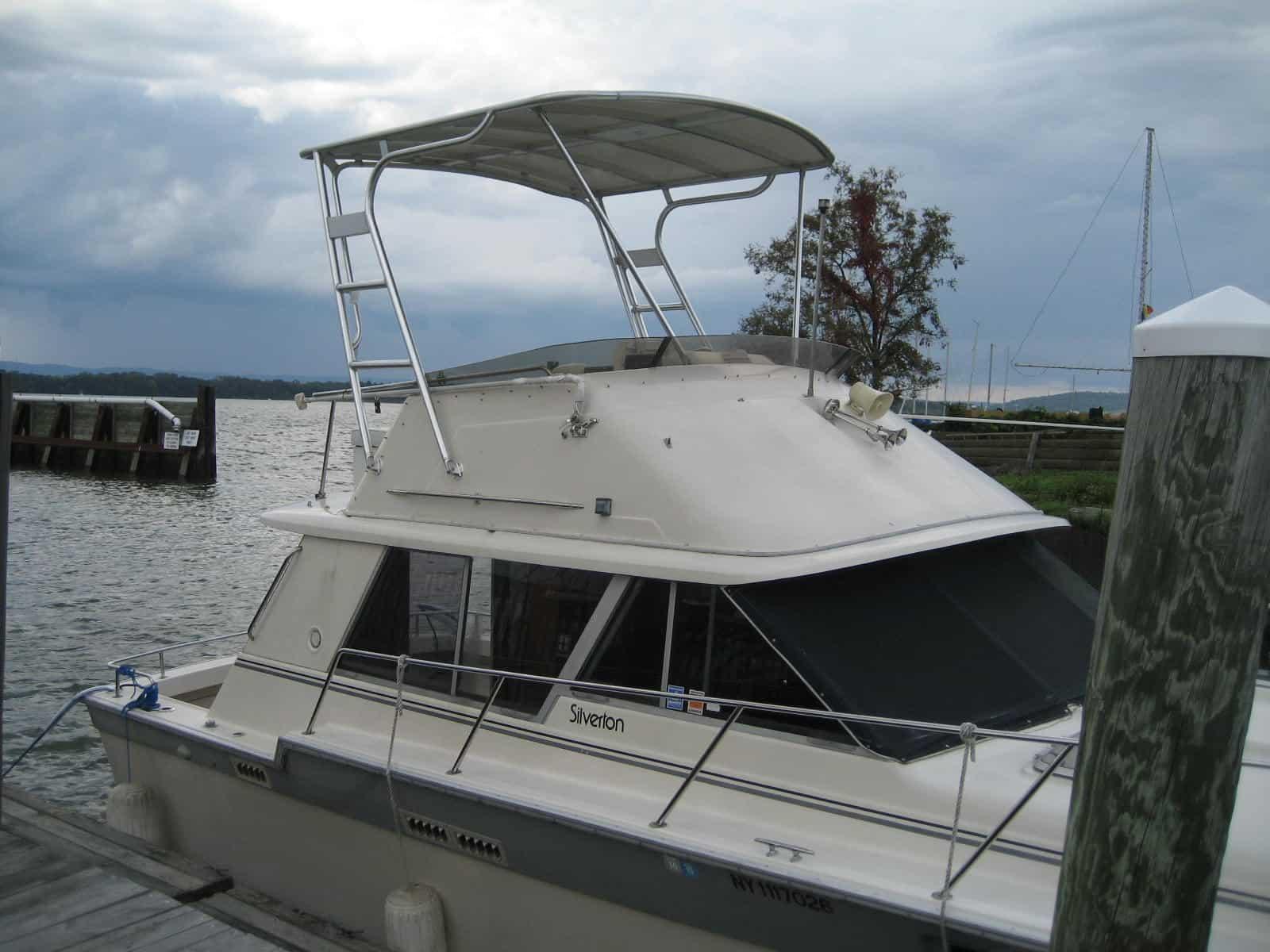Boat image 1